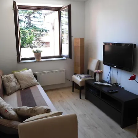 Felix Apartment *